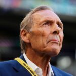 Miguel Ángel Russo en el partido con Benfica