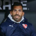 Tevez podría volver a dirigir en el fútbol argentino