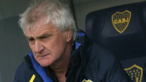 Ribolzi volvió a mostrarse en contra de la gestión de Riquelme