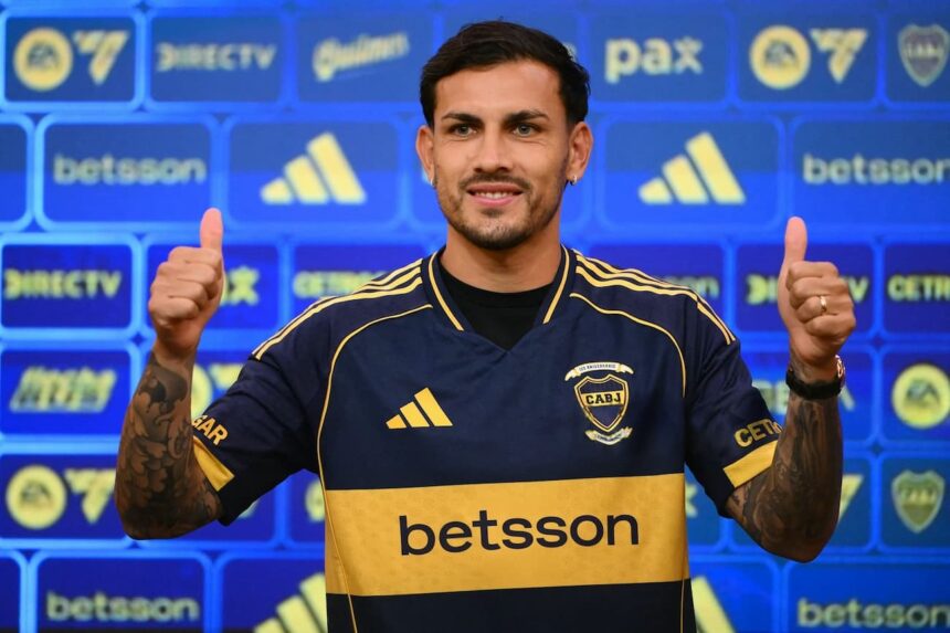 Paredes fue presentado en conferencia de prensa