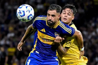 Giménez en el partido contra Aldosivi en La Bombonera