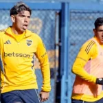 El chileno Palacios en un entrenamiento en La Bombonera