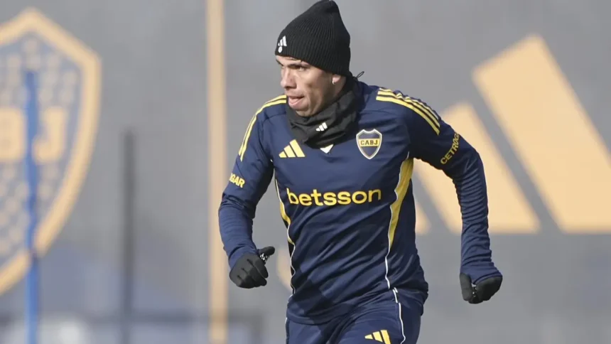 Carlos Palacios volvió a practicas y podría volver contra Racing si Russo le levanta la sanción