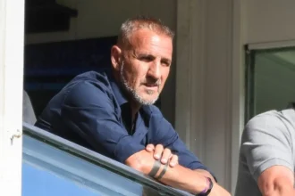 Cascini se fue de Boca y les pegó a todos