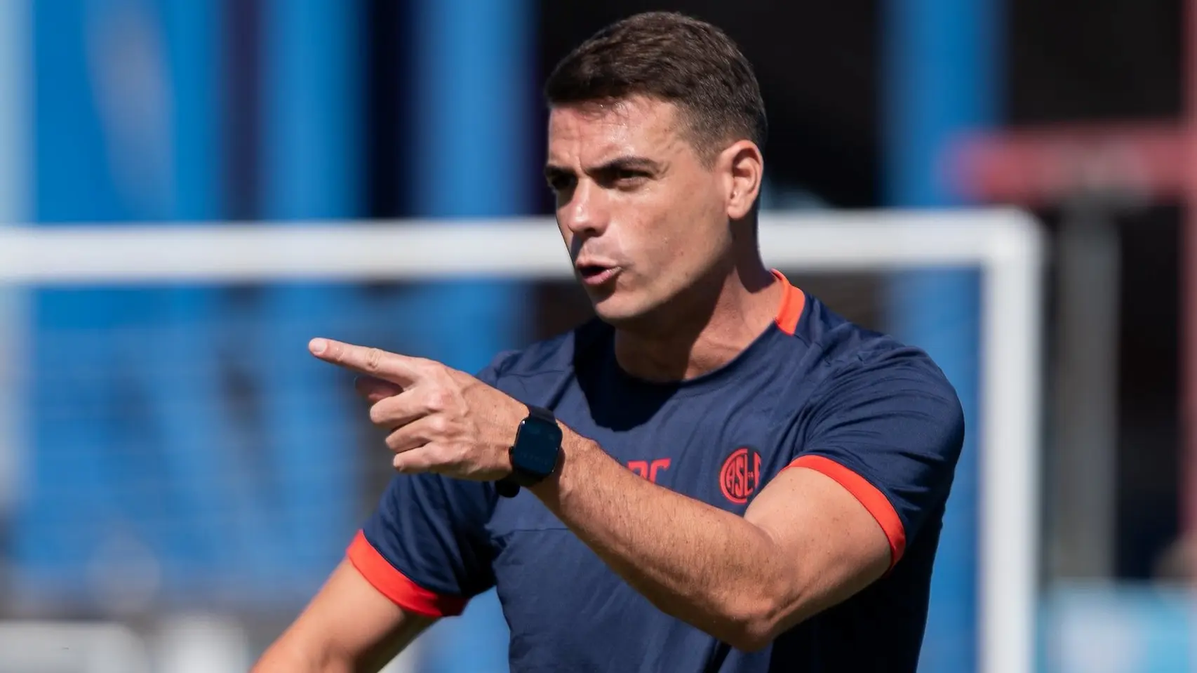 Con varias caras nuevas, la Reserva puso primera y empezó la pretemporada