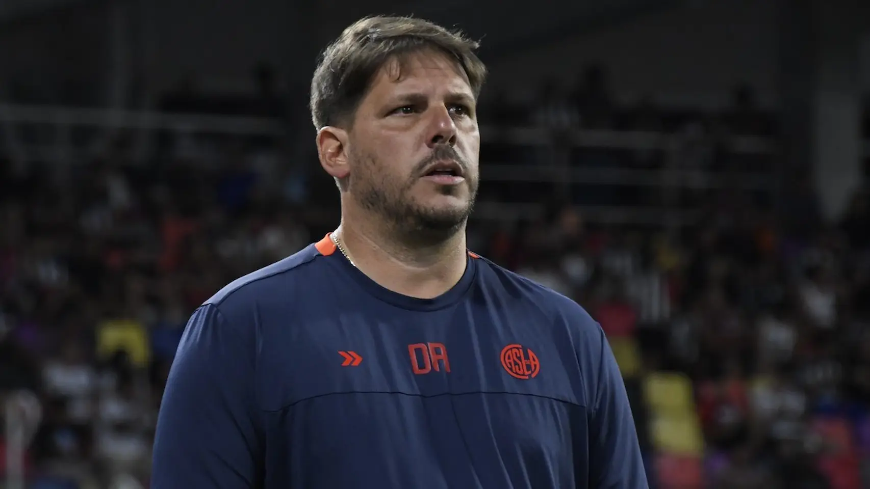 ¿Problema en puerta? La baja que podría complicar a Ayude en el debut del Apertura