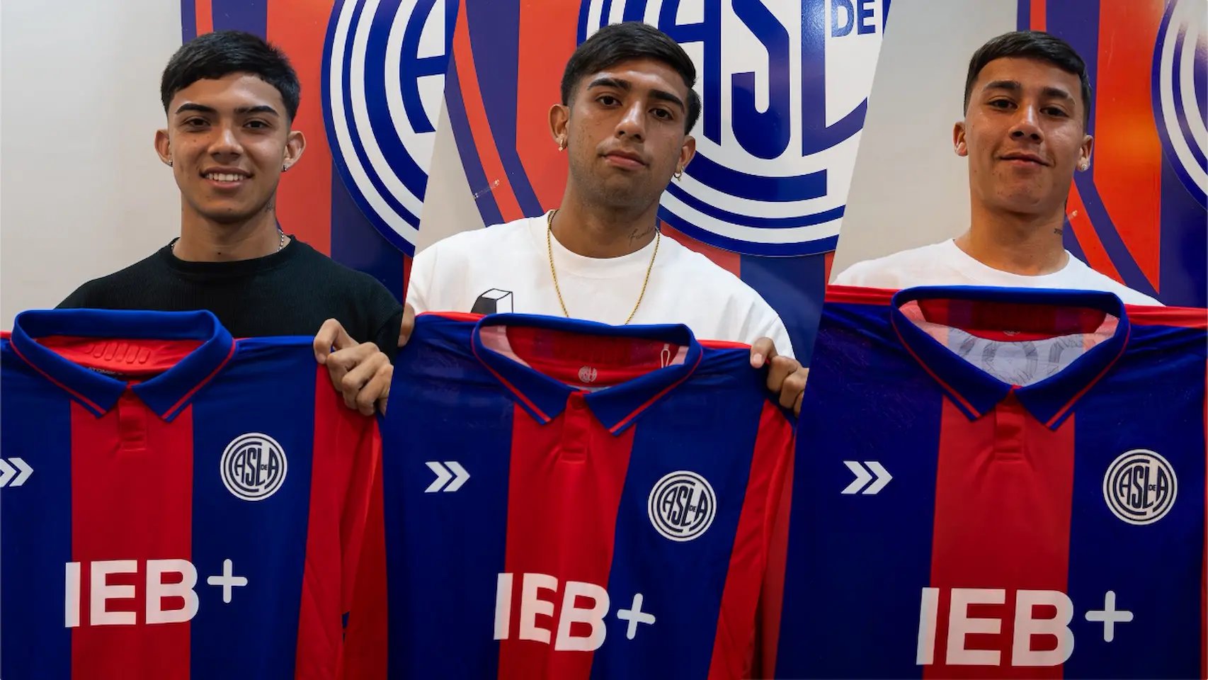 Tres juveniles de San Lorenzo firmaron sus primeros contratos profesionales
