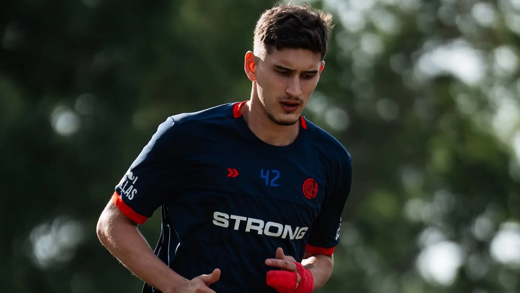 Ayude pidió por su vuelta, San Lorenzo cumplió y confirmó su renovación