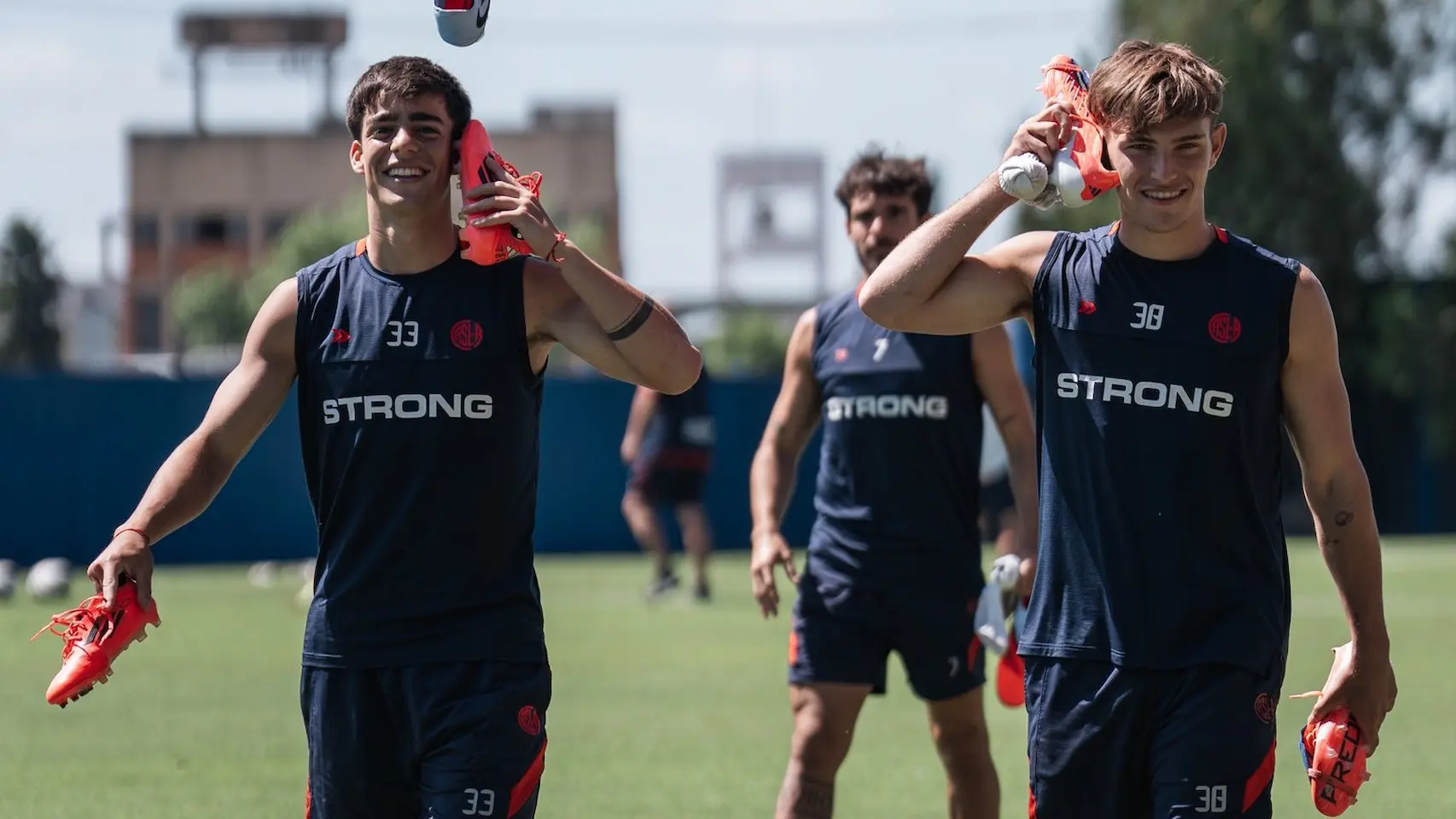 San Lorenzo blindó a dos joyas: renovaron Ignacio Perruzzi y Rodríguez Pagano con cláusulas récord