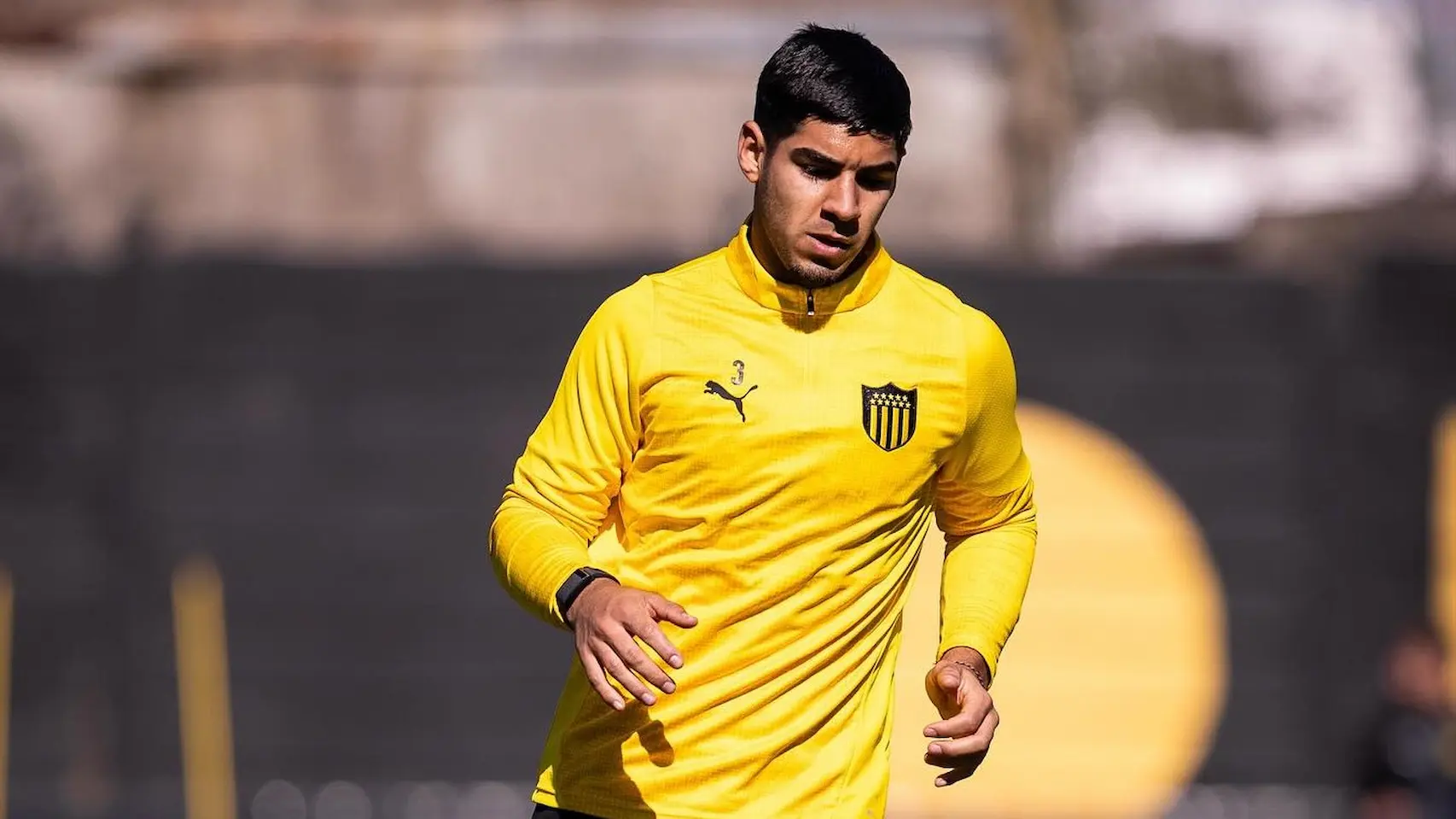 Se caen opciones y aparece otro lateral en el radar de San Lorenzo