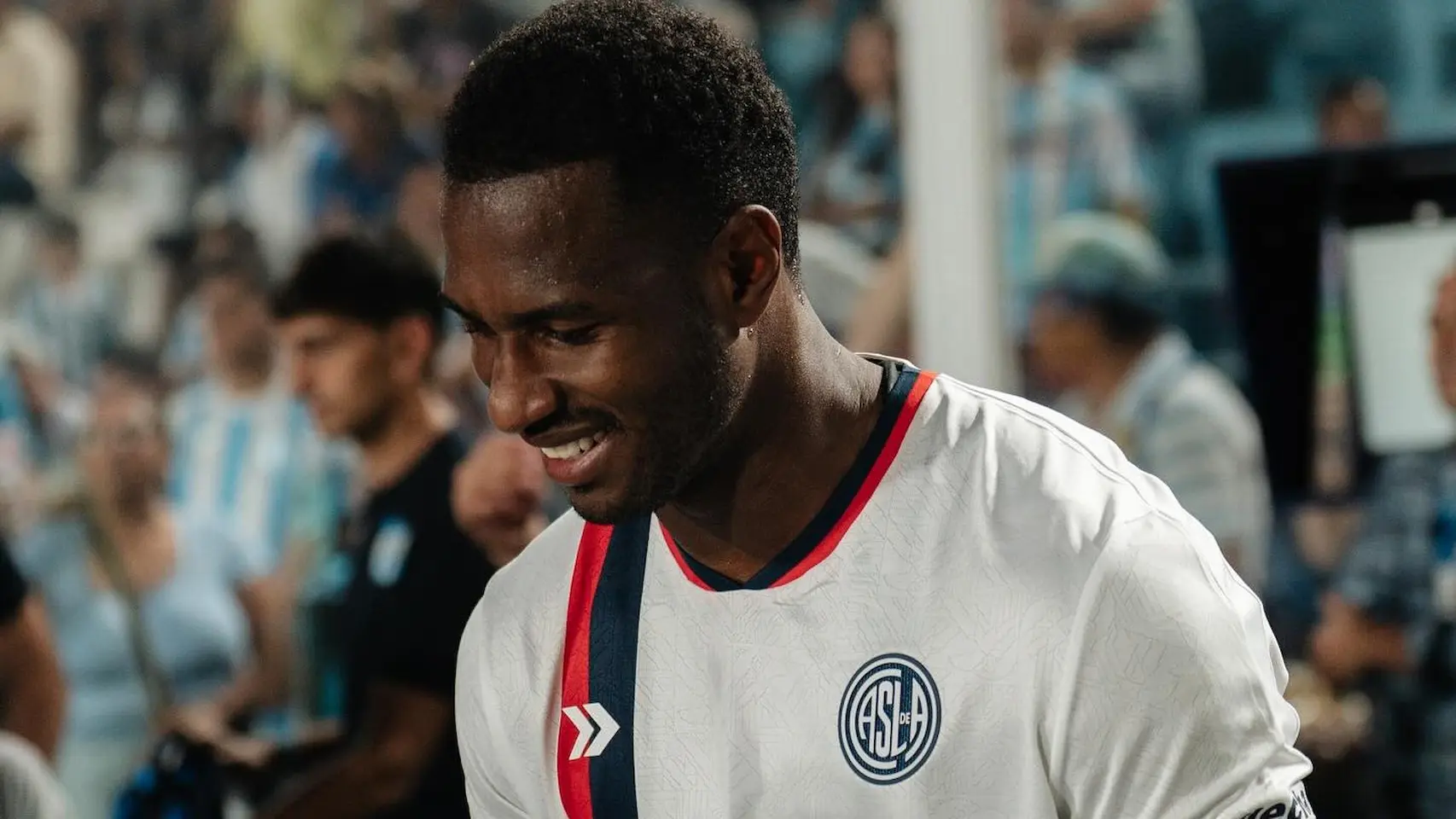 River presiona por Romaña y San Lorenzo no cede: nueva oferta rechazada