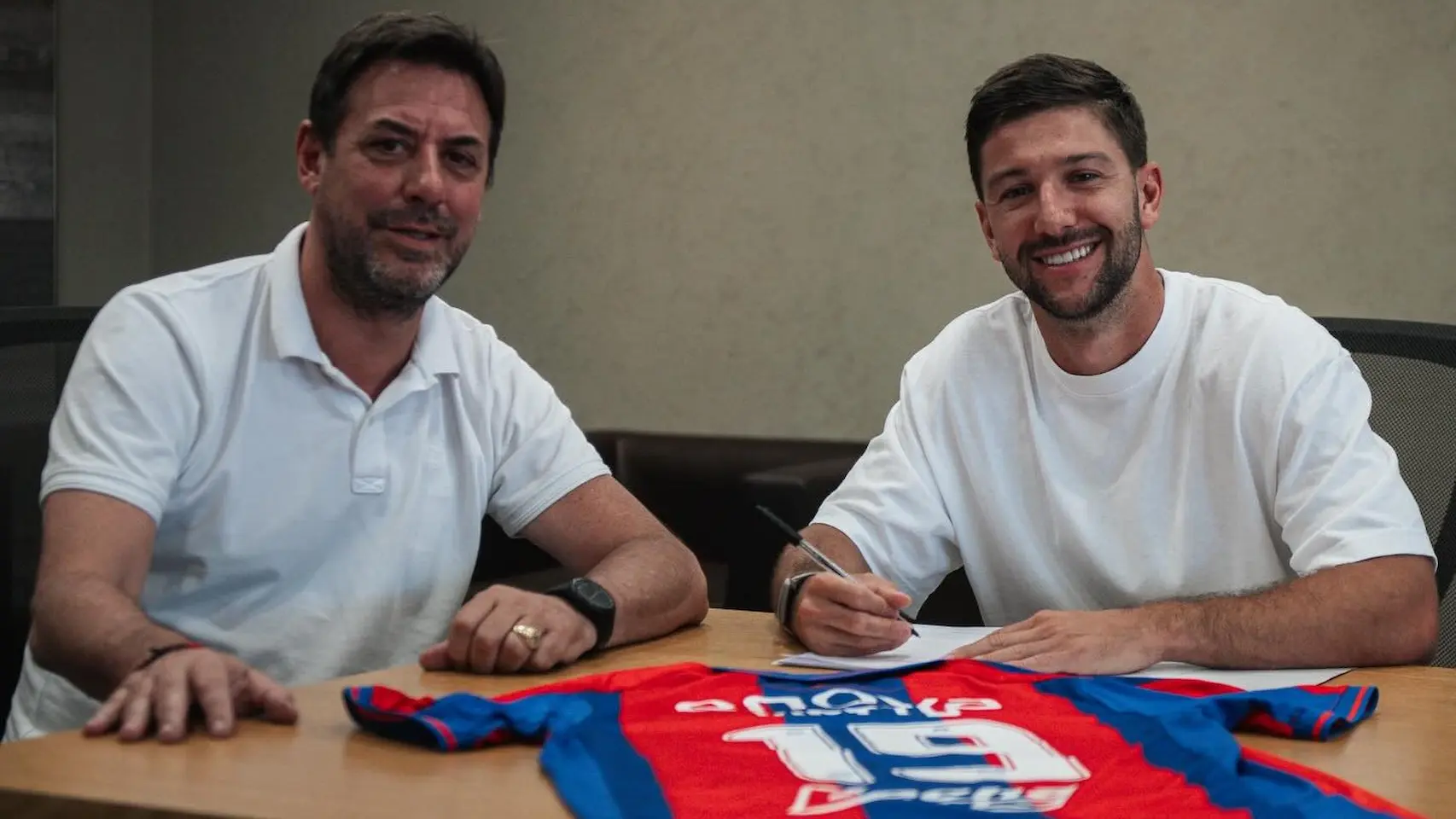 Luciano Vietto puso la firma y ya es refuerzo de San Lorenzo