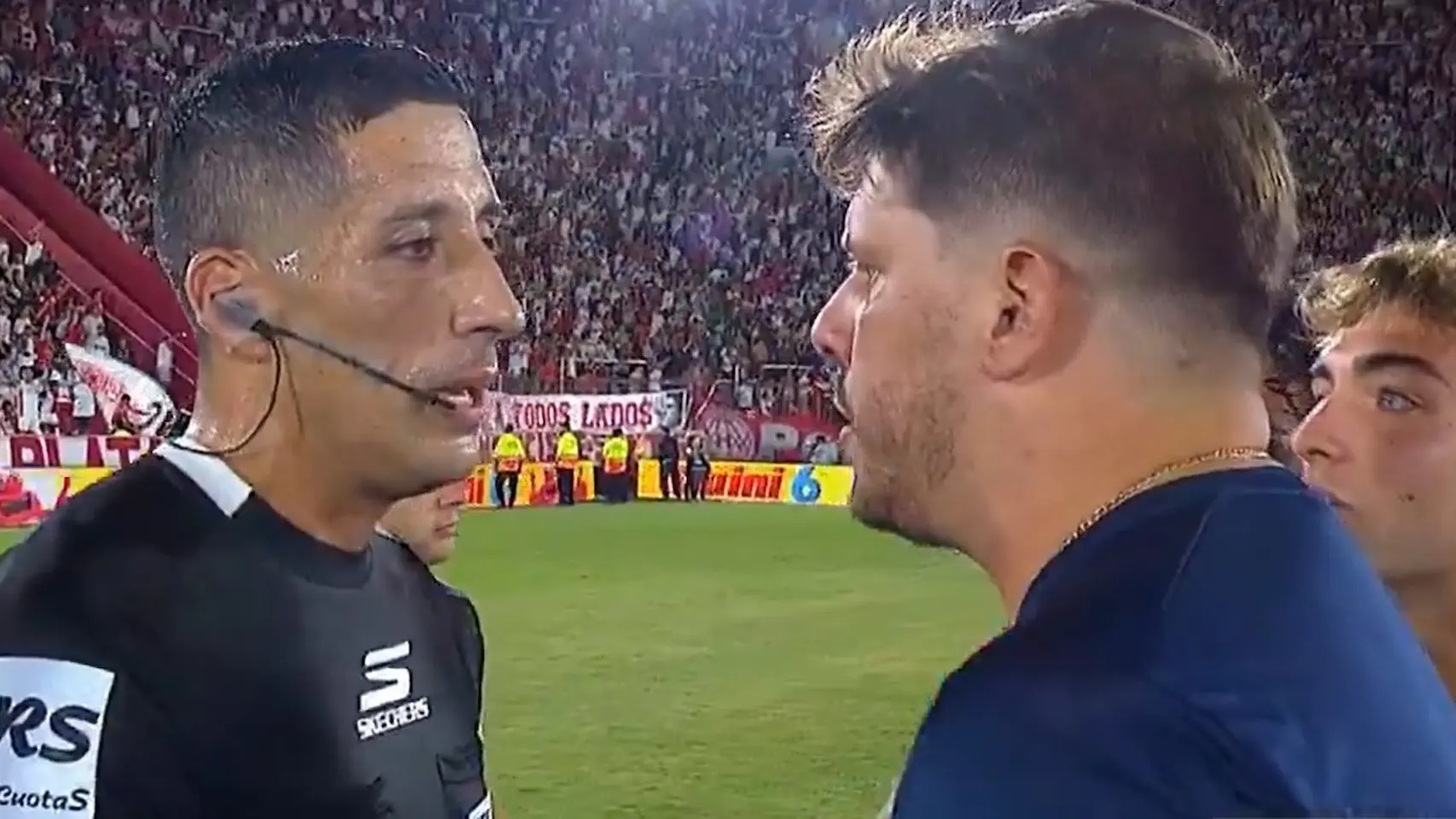 Ayude habló del árbitro y destapó un chispazo que viene de antes