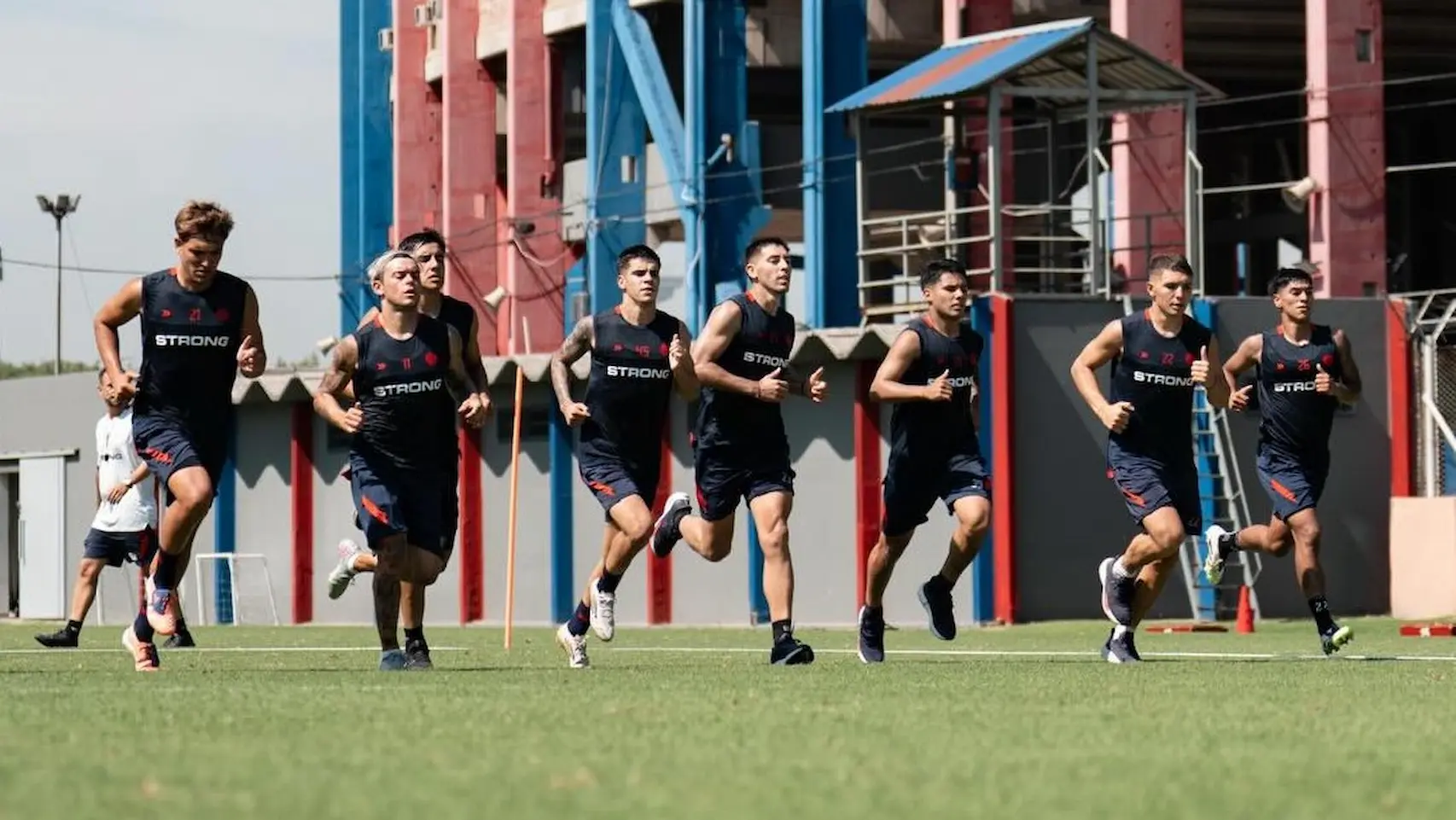 Los tres juveniles que no tendrán rodaje en Primera y Ayude bajó a la Reserva